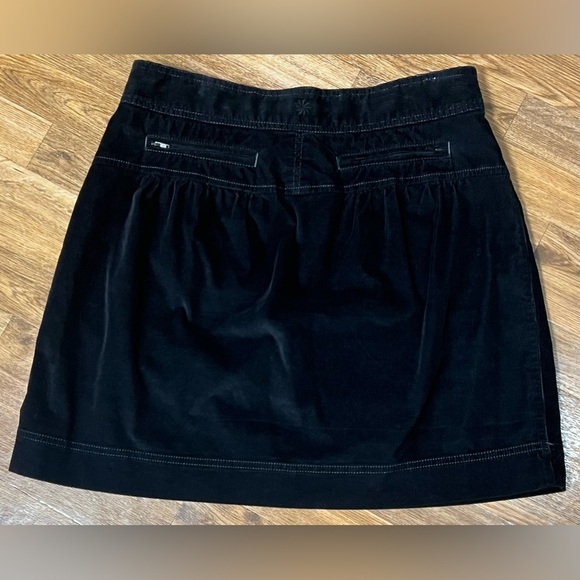 Athleta black corduroy skirt zip and button closure front/back pockets 6 EUC - Picture 10 of 11